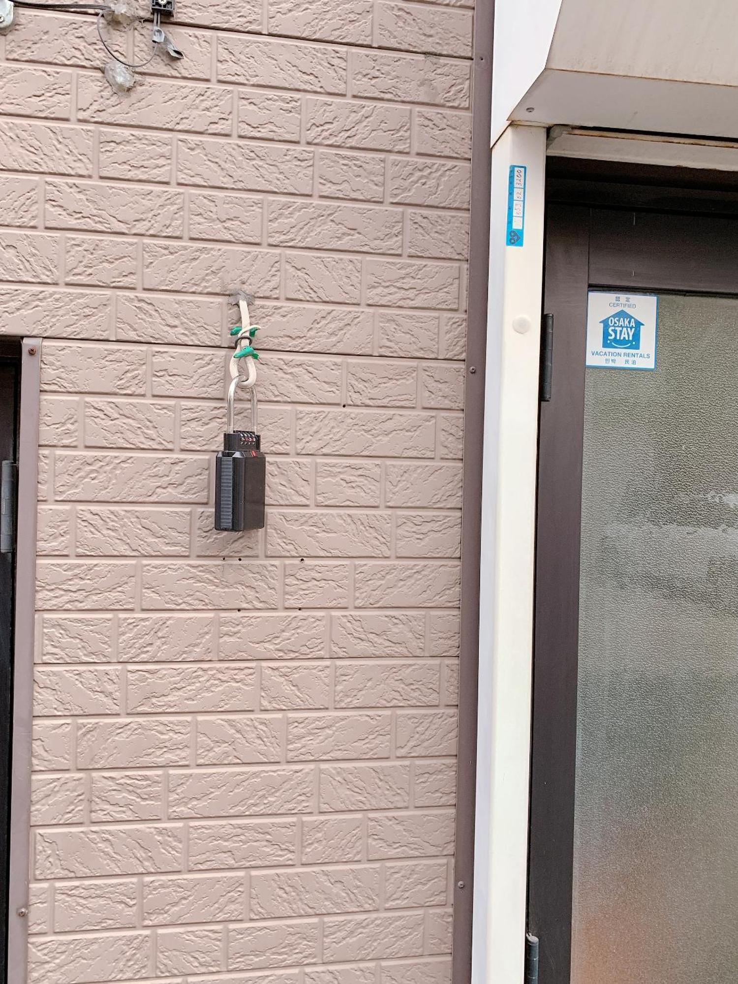 Apartment 鶴橋戸建て *